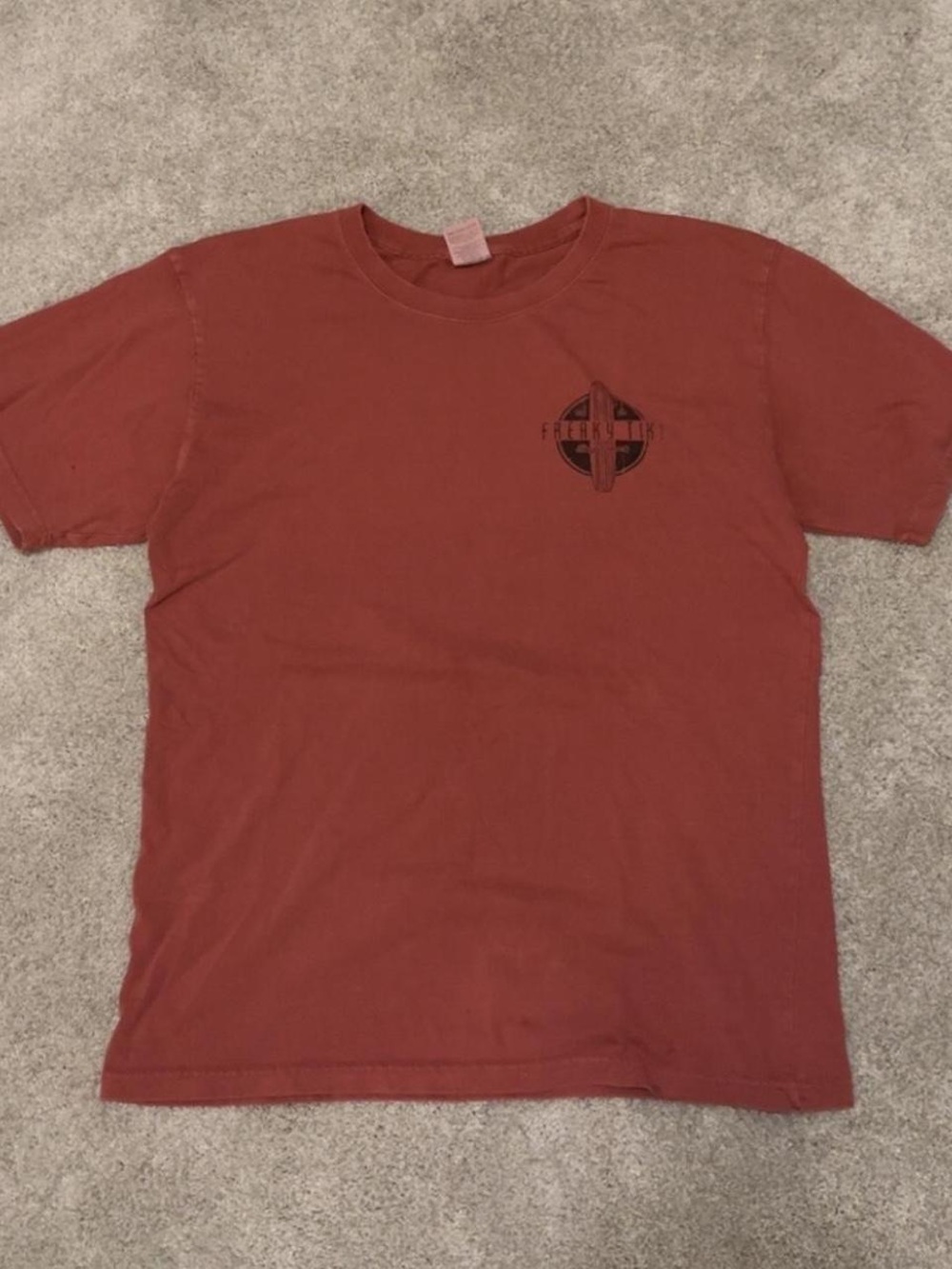 Classic Men's Rust Crewneck T‑Shirt with Chest Logo